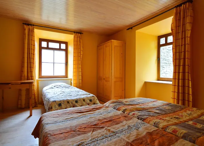 Spacious Farmhouse, * Libramont-Chevigny